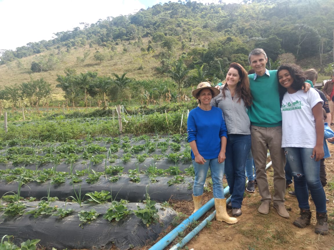 “Fazemos COM os agricultores e não PARA os agricultores”